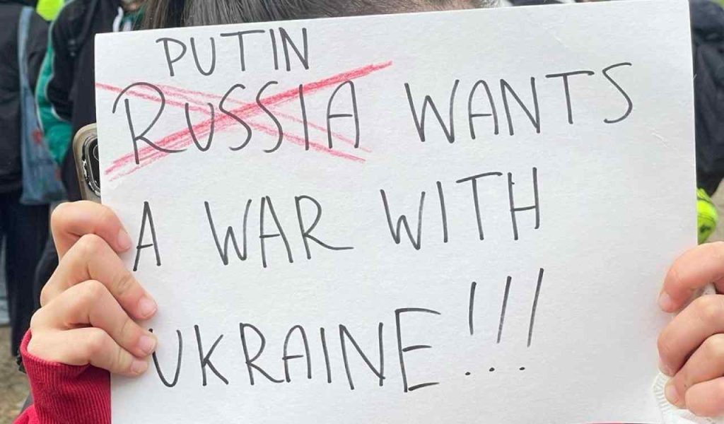 Putin wants a war with ukraine!!!