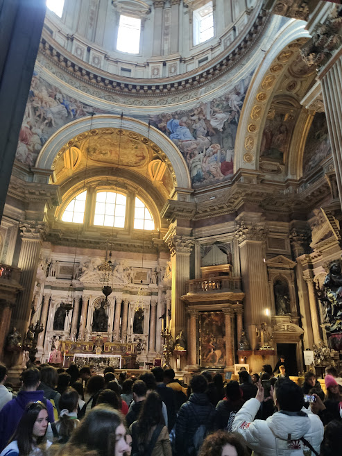 Interno della cattedrale di San Gennaro a Napoli