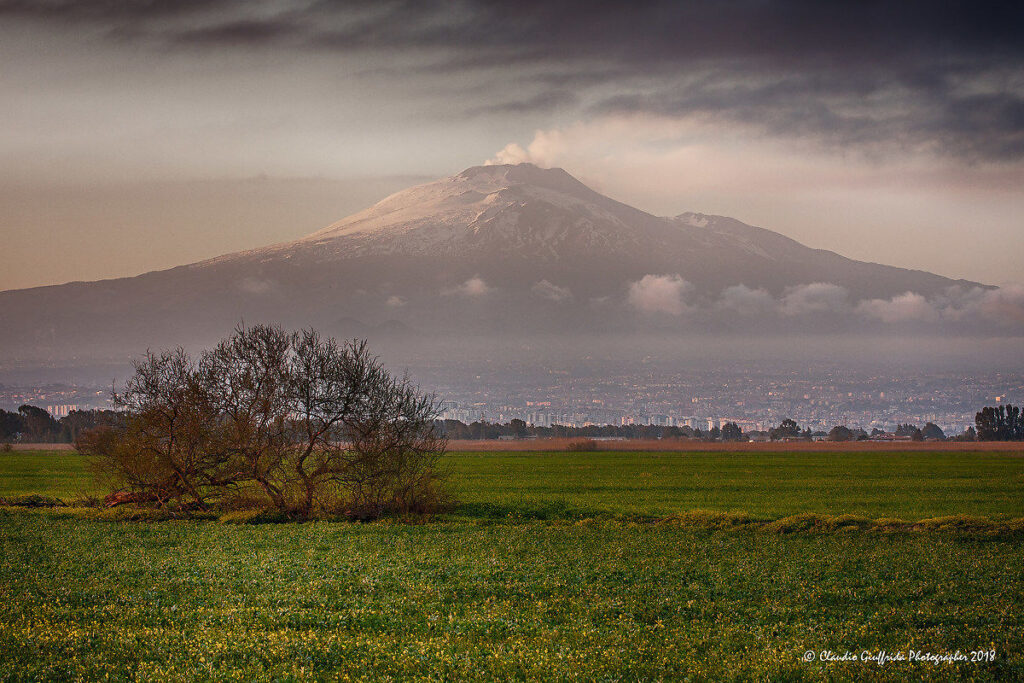 Vista dell'Etna dalla E45