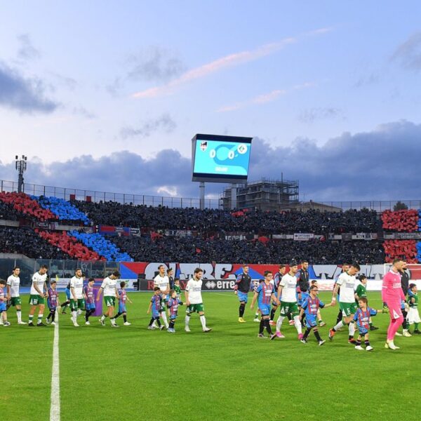 Serie C – Cinico e conservatore, il Catania di Toscano guarda ai playoff