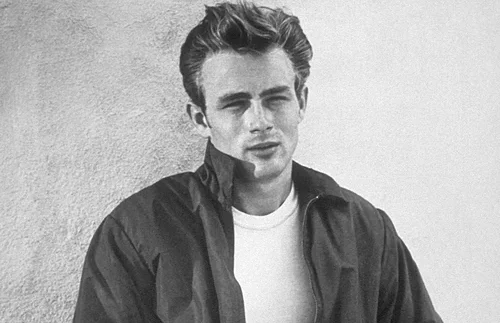 James Dean, giovane per sempre: l’immortale stella di Hollywood